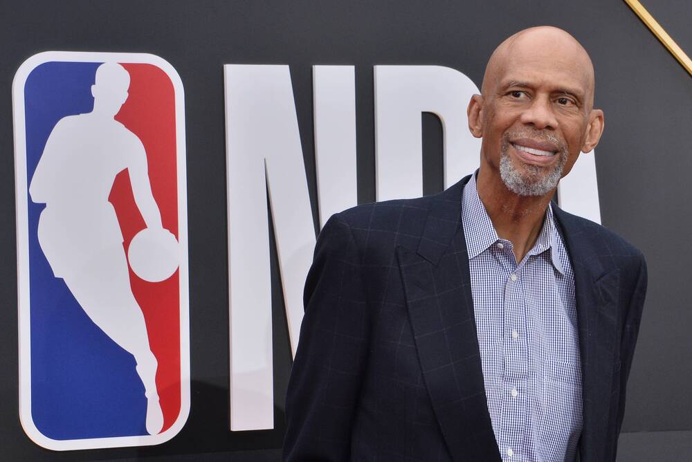 Los 10 mejores jugadores de la historia de la NBA