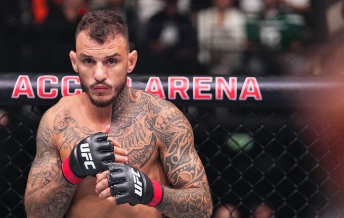 Renato Moicano en el octagono,