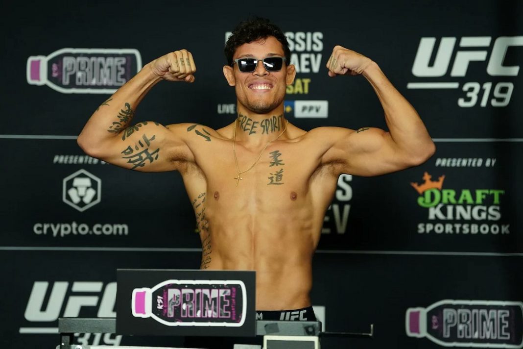Caio Borralho no UFC Paris