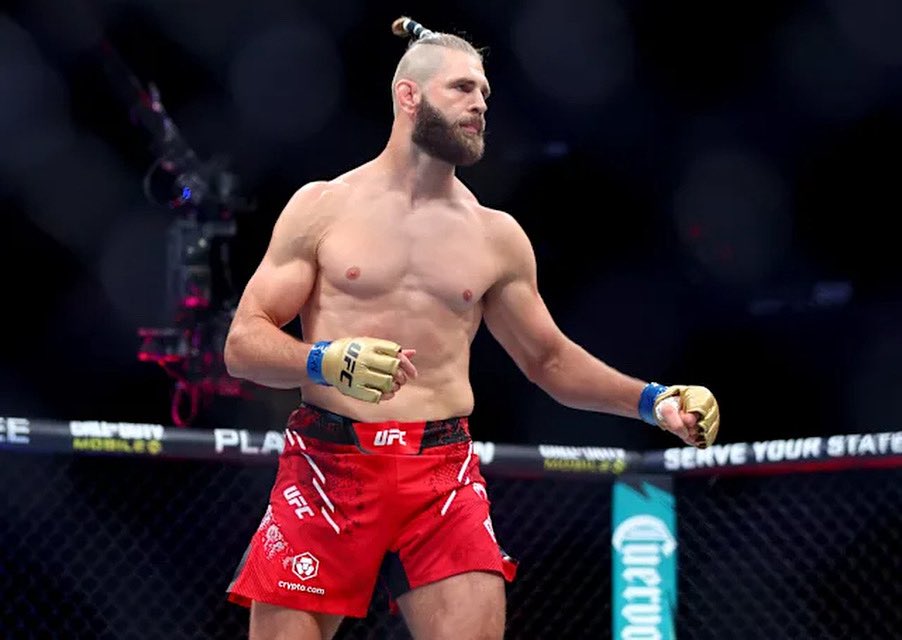 Jiri Prochazka en el octagono.