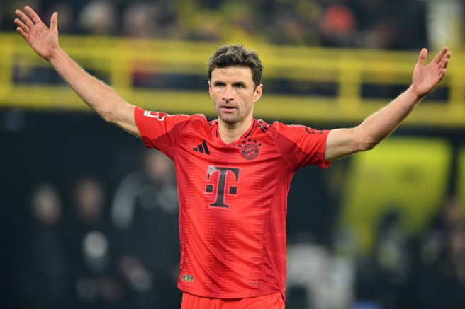 Müller, el otro Müller, jugando con el Bayern